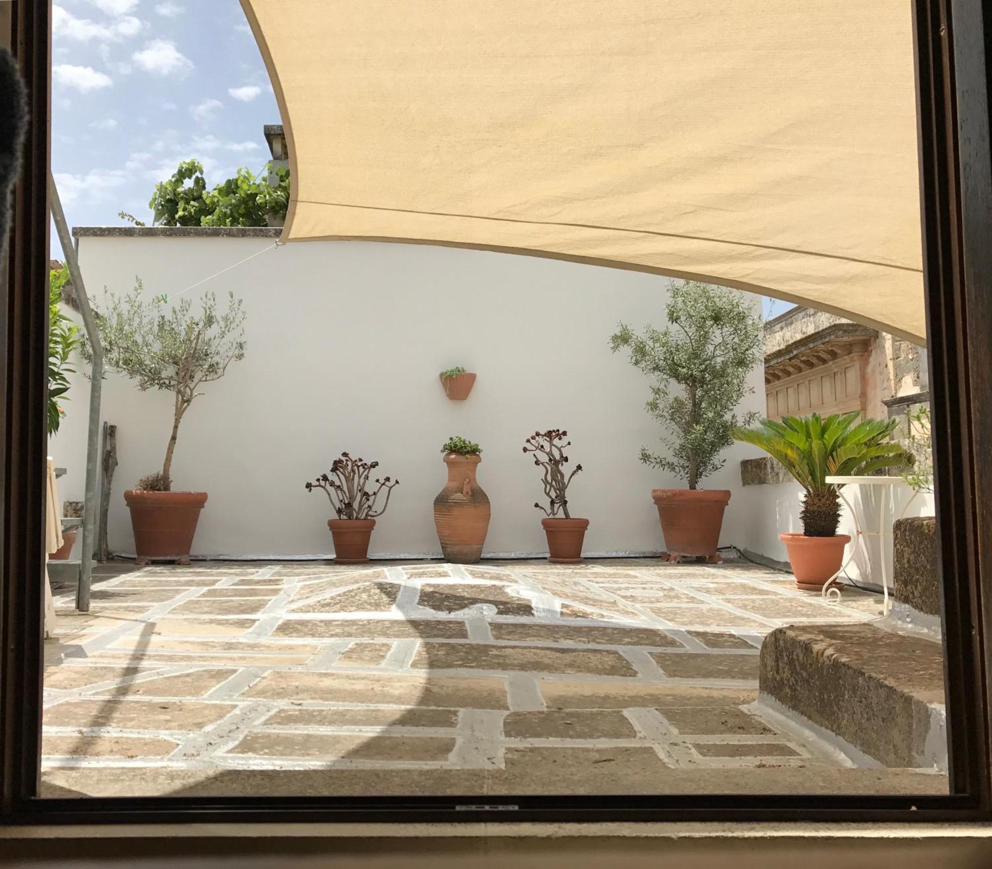 Appartamento Palazzo Luceri Galatina Esterno foto